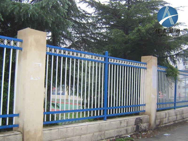 鋅鋼護(hù)欄--四橫杠(帶花環(huán))